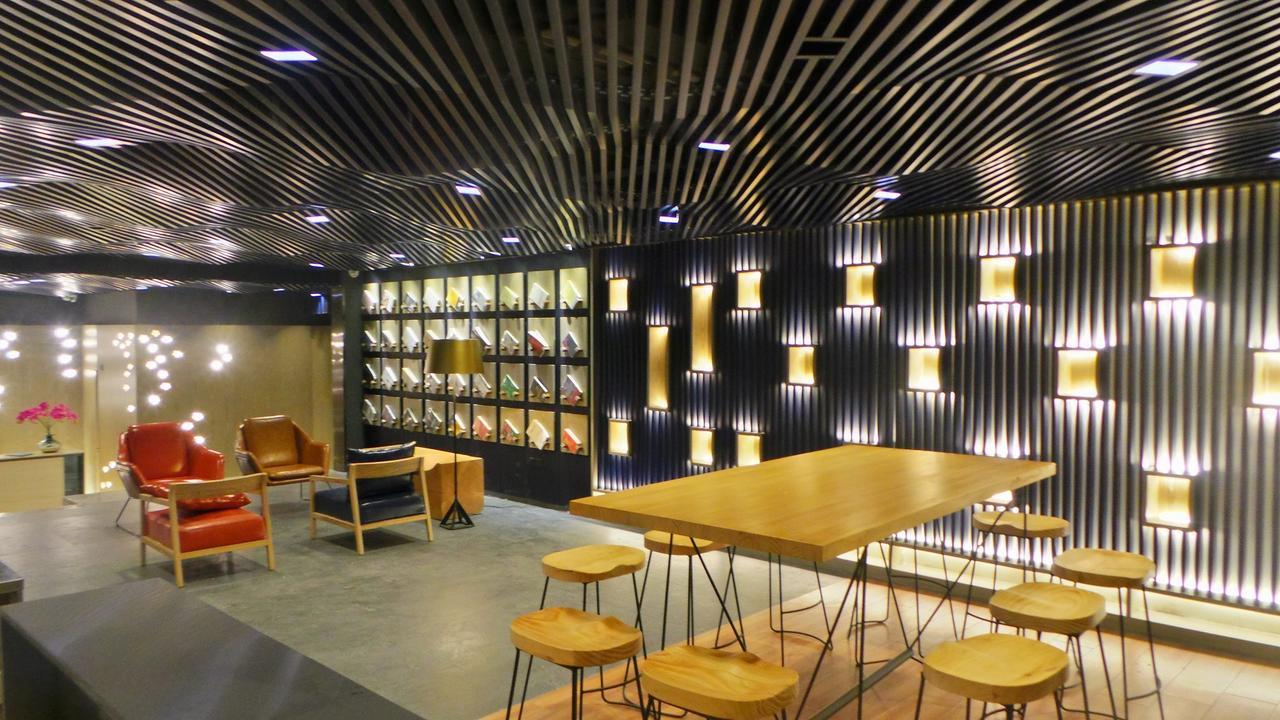 Lifu Hotel Wankel Jiang Tai Road Metro Station Branch กวางโจว ภายนอก รูปภาพ