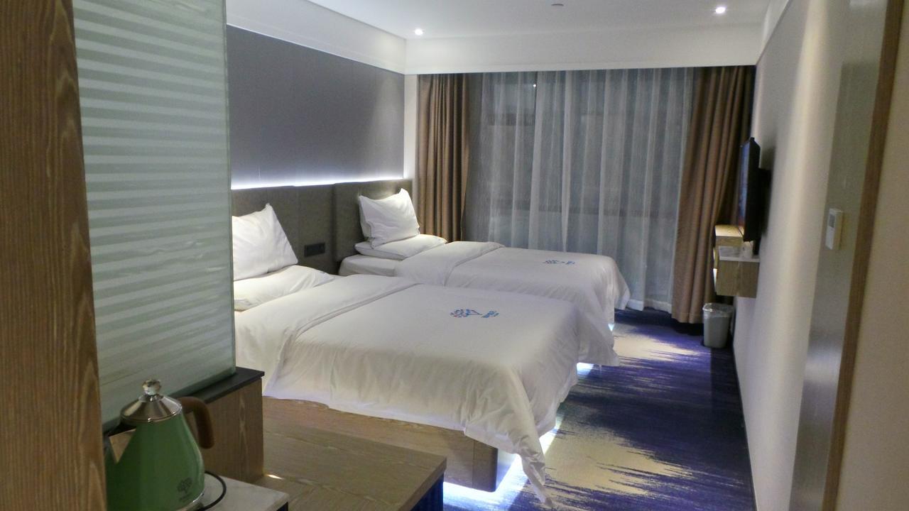 Lifu Hotel Wankel Jiang Tai Road Metro Station Branch กวางโจว ภายนอก รูปภาพ